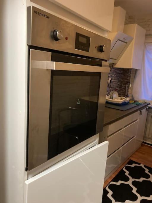 Toll Apartment Am Rhein Netflix Internet 1000 Mbits, Free Parking 杜伊斯堡 外观 照片